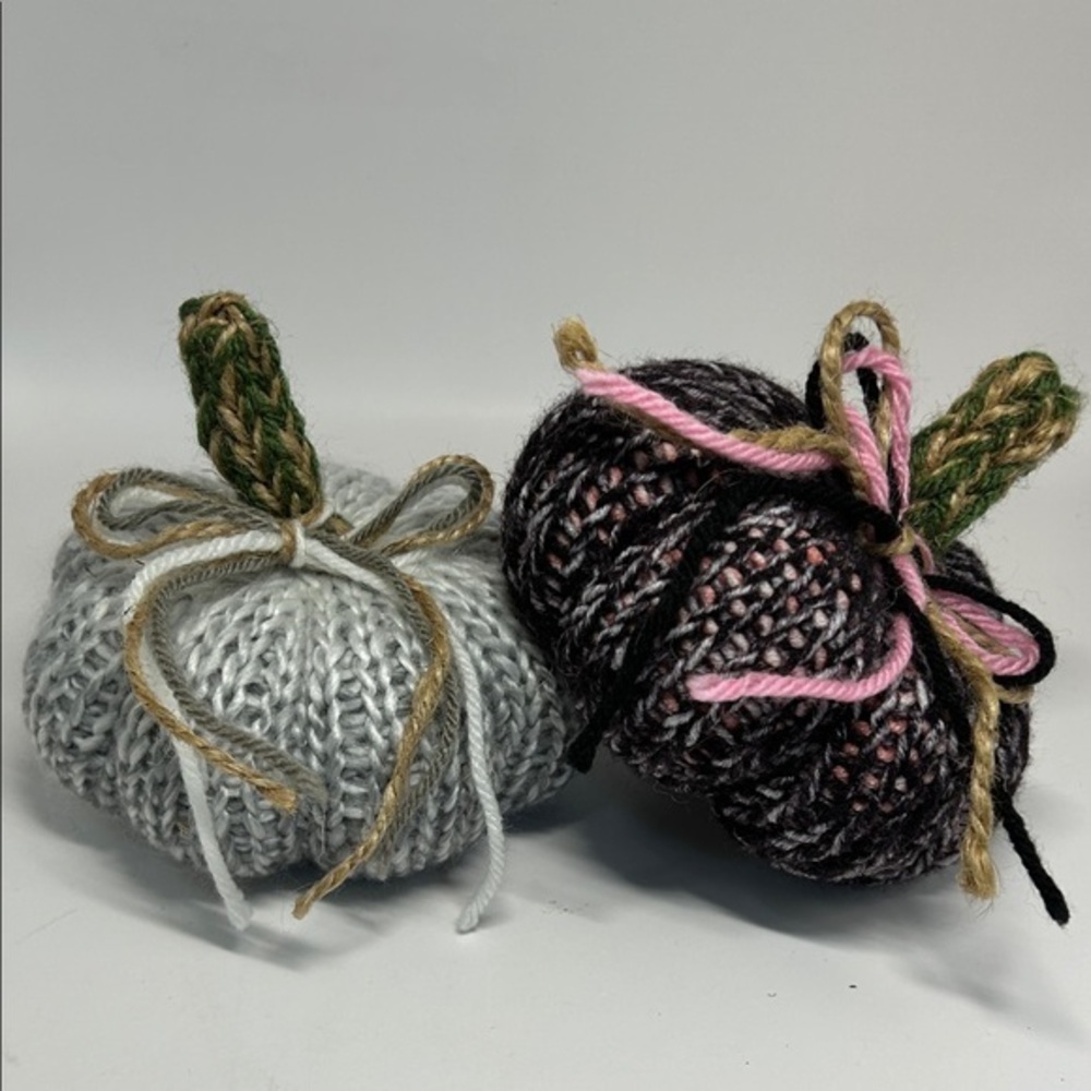 Handmade Knit Mini Pumpkin Decor Set